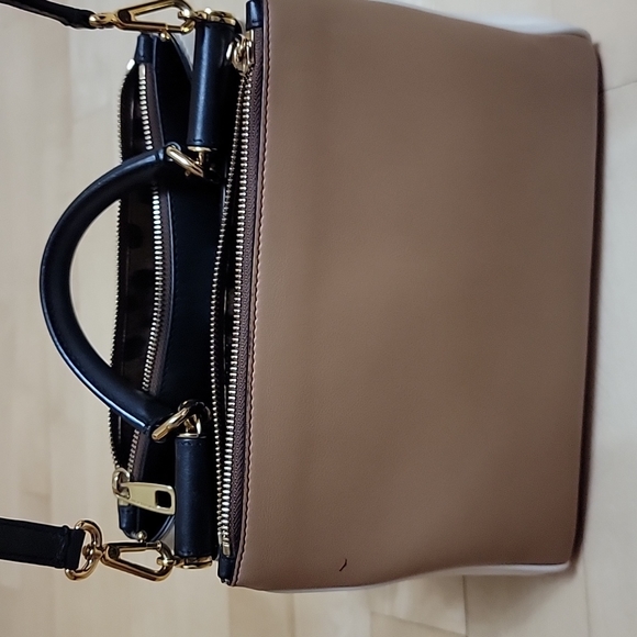 DOLCE & GABBANA Medium size two tone Tan and Mocha satchel - Picture 7 of 16